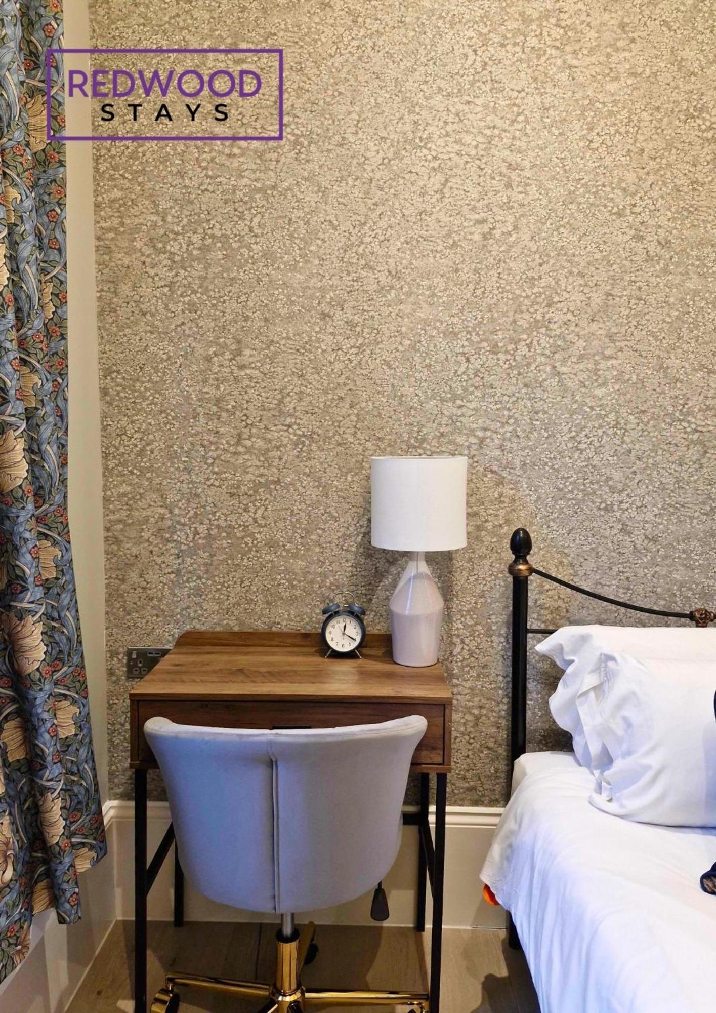 Top Quality 2 Bed 1 Bath Apartments For Contractors By Redwood Stays ريدينج المظهر الخارجي الصورة